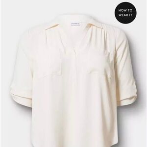 torrid Cream V-Split Pocket Blouse